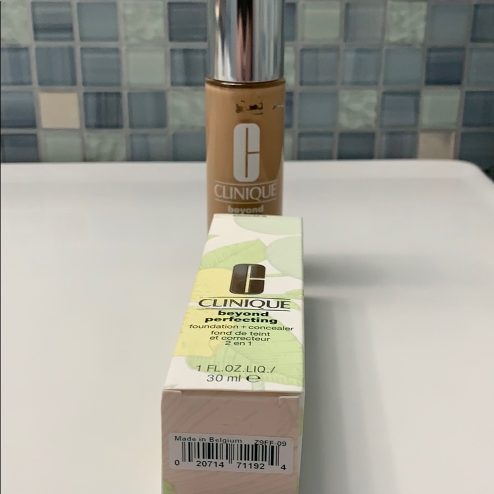 Clinique 9 Neutral Beyond Perfecting found & con.